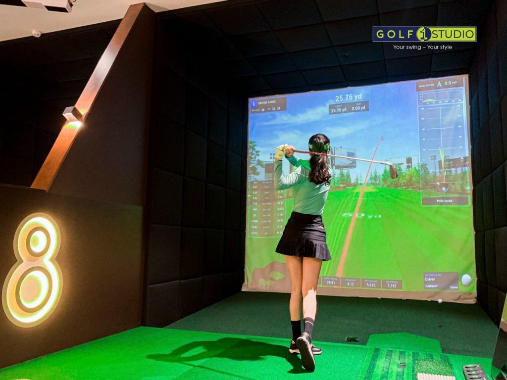 Golfer at Golf 1 Studio